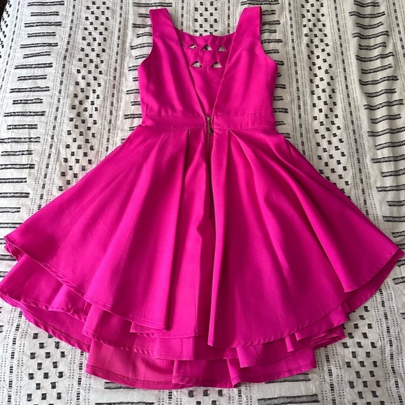 Lulu’s Flirting with Danger Cutout Fuchsia Dress Size XS - Picture 4 of 11